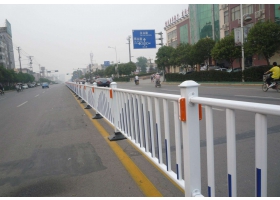 深圳市市政道路护栏工程